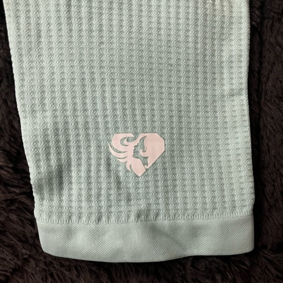 Women’s Best Seamless Leggings - Size M - Picture 5 of 6